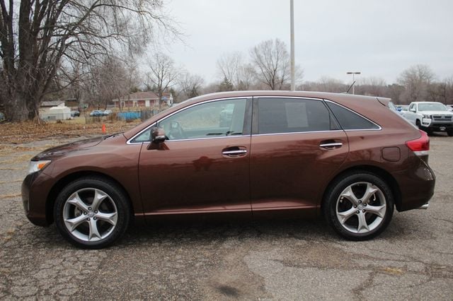 2014 Toyota Venza XLE photo 20