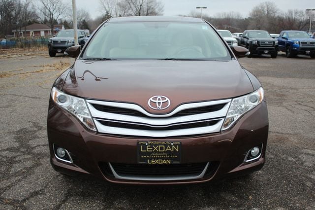 2014 Toyota Venza XLE photo 4