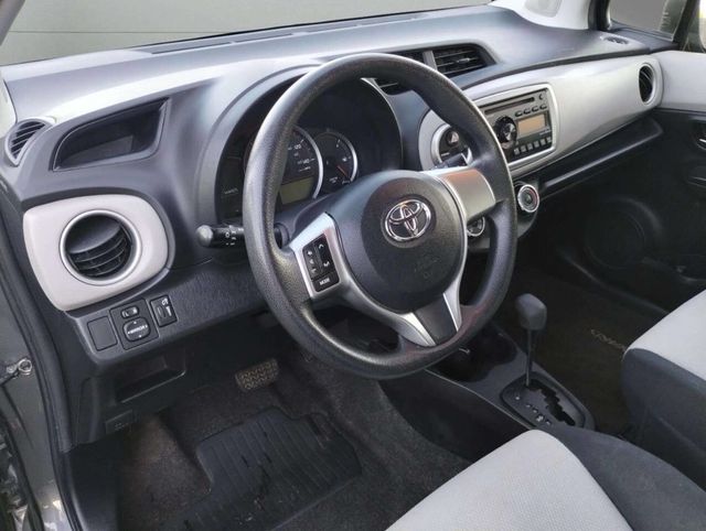 2014 Toyota Yaris 5dr Liftback Automatic LE (TMC/CBU Plant) - 22929250 - 14