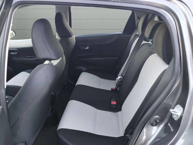 2014 Toyota Yaris 5dr Liftback Automatic LE (TMC/CBU Plant) - 22929250 - 17