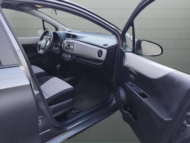2014 Toyota Yaris 5dr Liftback Automatic LE (TMC/CBU Plant) - 22929250 - 20