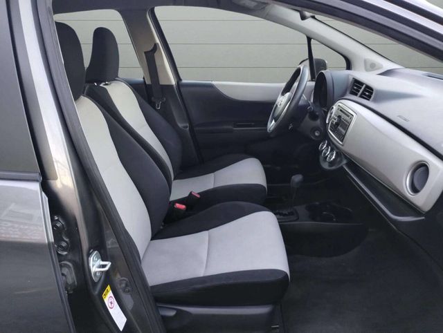 2014 Toyota Yaris 5dr Liftback Automatic LE (TMC/CBU Plant) - 22929250 - 21