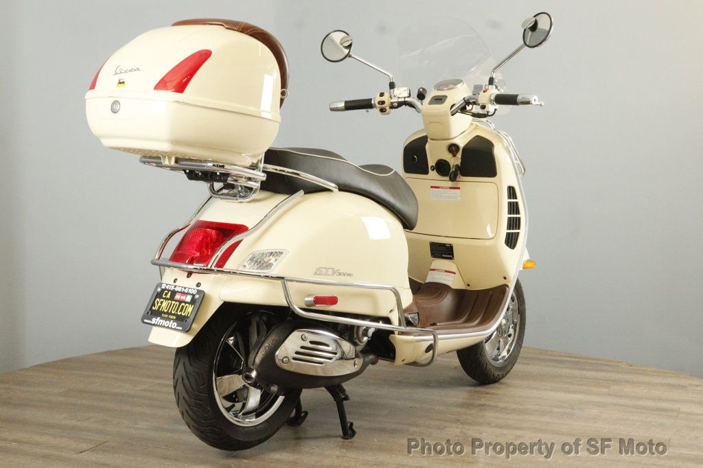 2014 Vespa GTV 300 i.e. SOLD - 22632064 - 38