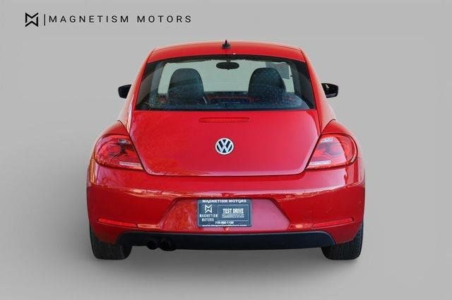 2014 Volkswagen Beetle 1.8T - 23025206 - 7