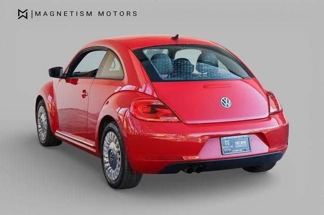 2014 Volkswagen Beetle 1.8T - 23025206 - 8