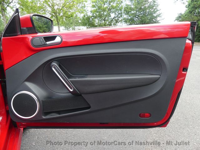 2014 Volkswagen Beetle Convertible 2dr Automatic 2.5L - 23041957 - 22