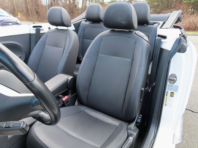 2014 Volkswagen Beetle Convertible 2dr Automatic 2.5L PZEV *Ltd Avail* - 22971281 - 20