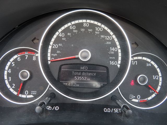 2014 Volkswagen Beetle Convertible 2dr Automatic 2.5L PZEV *Ltd Avail* - 22971281 - 32