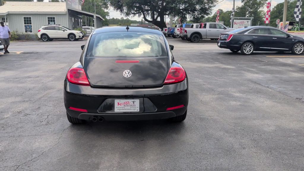 Volkswagen Beetle Coupe  photo 7