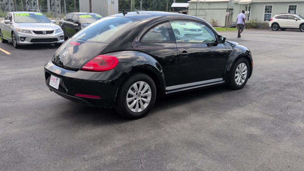 Volkswagen Beetle Coupe  photo 8