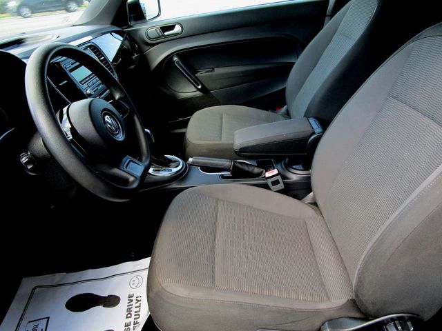2014 Volkswagen Beetle Coupe  - 23051023 - 11