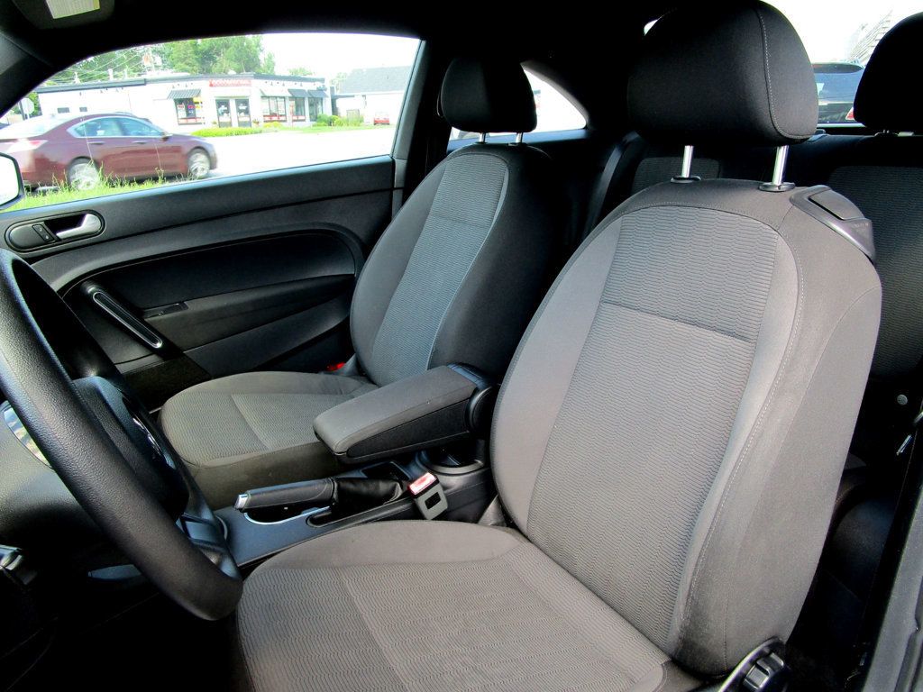 2014 Volkswagen Beetle Coupe  - 23051023 - 12