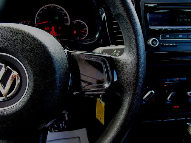 2014 Volkswagen Beetle Coupe  - 23051023 - 18