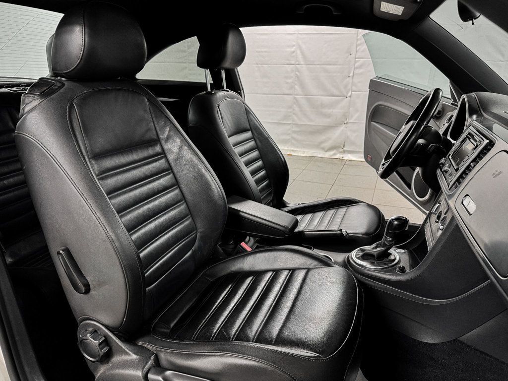 2014 Volkswagen Beetle Coupe 2.0T R LINE TURBO - 22938191 - 11