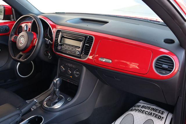 2014 Volkswagen Beetle Coupe 2dr Automatic 1.8T w/Premium PZEV - 22969226 - 18