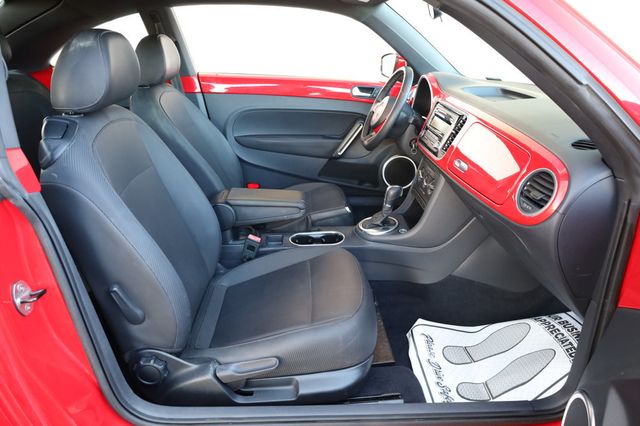 2014 Volkswagen Beetle Coupe 2dr Automatic 1.8T w/Premium PZEV - 22969226 - 21