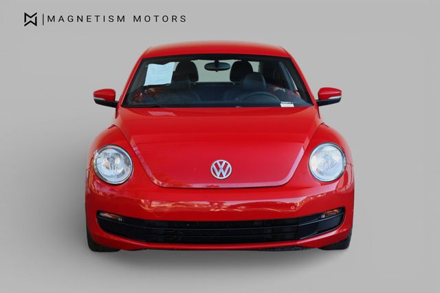 2014 Volkswagen Beetle Coupe 2dr Automatic 1.8T w/Premium PZEV - 22969226 - 4