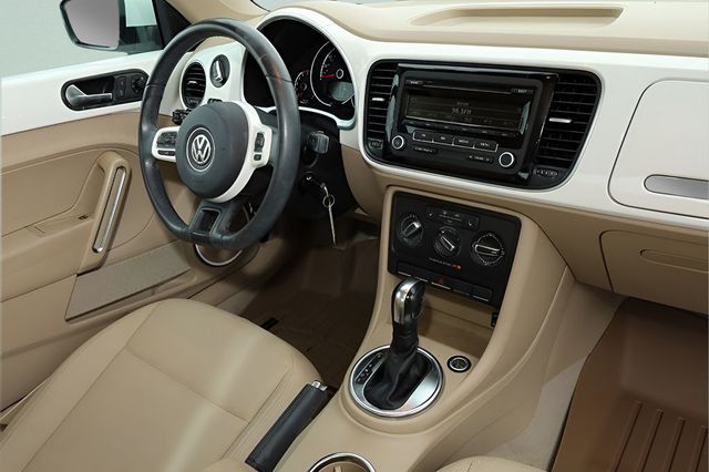 2014 VOLKSWAGEN Beetle Coupe 2dr Automatic 2.5L - 22952284 - 14