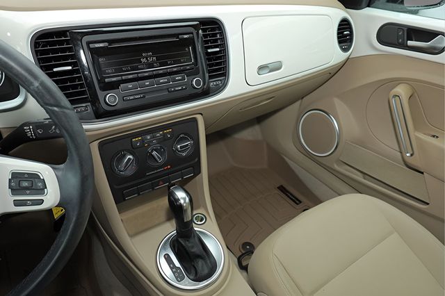 2014 VOLKSWAGEN Beetle Coupe 2dr Automatic 2.5L - 22952284 - 17