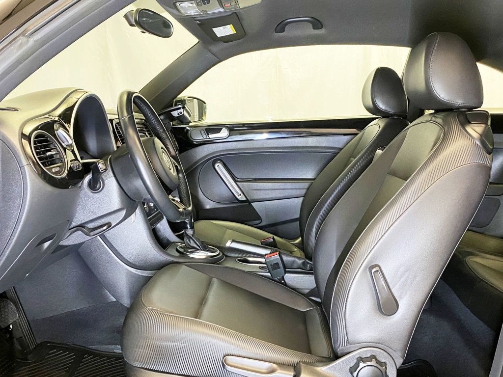 2014 Volkswagen Beetle 2.5 TDI photo 19