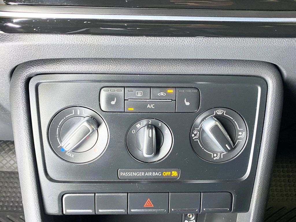 2014 Volkswagen Beetle 2.5 TDI photo 31