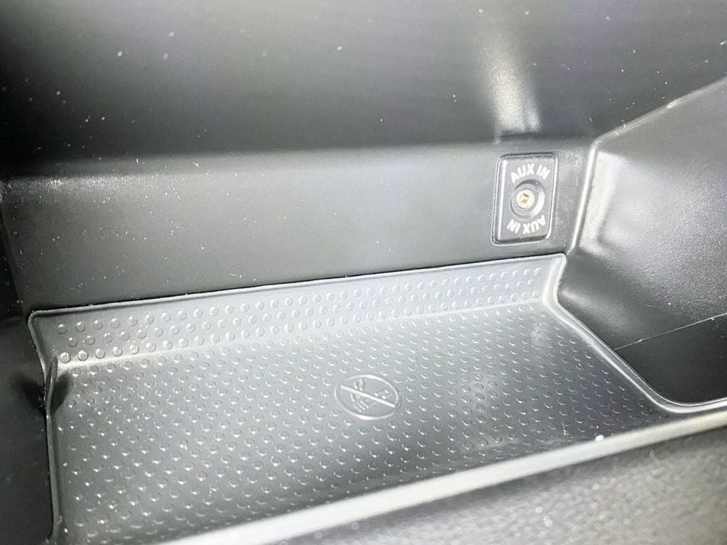 2014 Volkswagen Beetle 2.5 TDI photo 32