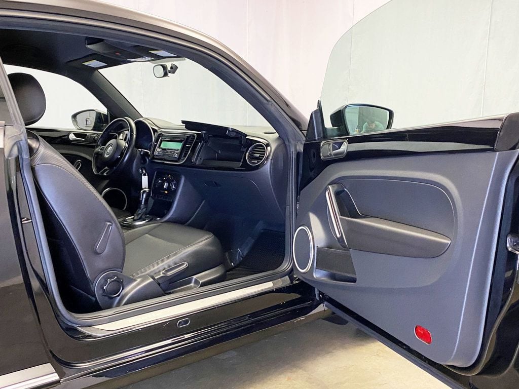 2014 Volkswagen Beetle 2.5 TDI photo 36