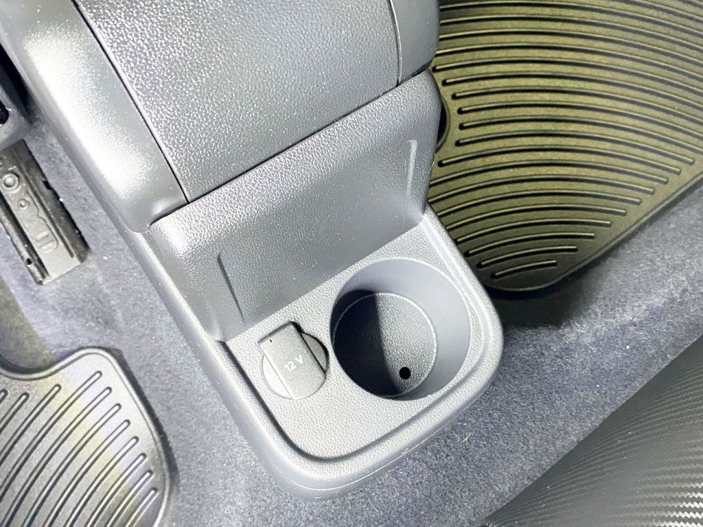 2014 Volkswagen Beetle 2.5 TDI photo 46
