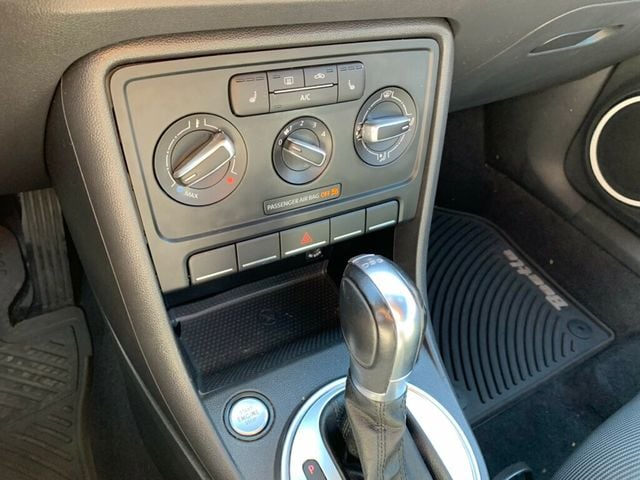 2014 Volkswagen Beetle Coupe 2dr DSG 2.0L TDI - 22933497 - 31