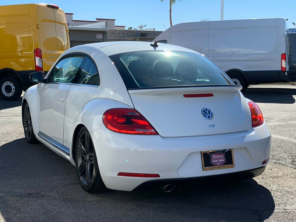 2014 Volkswagen Beetle Coupe 2dr DSG 2.0L TDI - 22933497 - 5