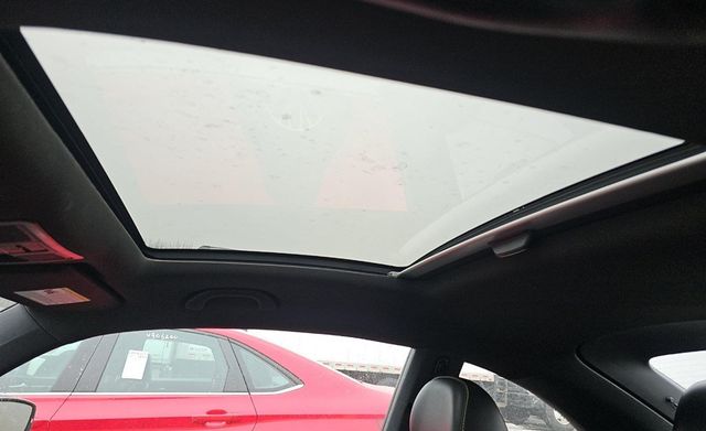 2014 Volkswagen Beetle Coupe 2dr DSG 2.0T Turbo GSR PZEV - 23000383 - 9