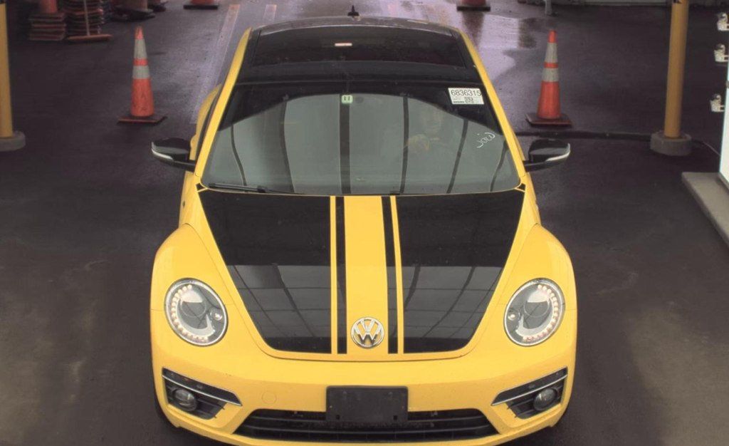 2014 Volkswagen Beetle Coupe 2dr DSG 2.0T Turbo GSR PZEV - 23000383 - 1