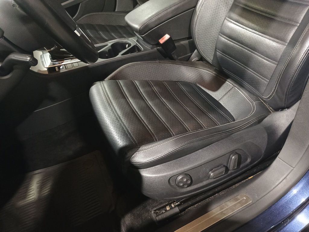 2014 Volkswagen CC 4dr Sedan Sport PZEV Clean AutoCheck Florida Car - 23067509 - 16