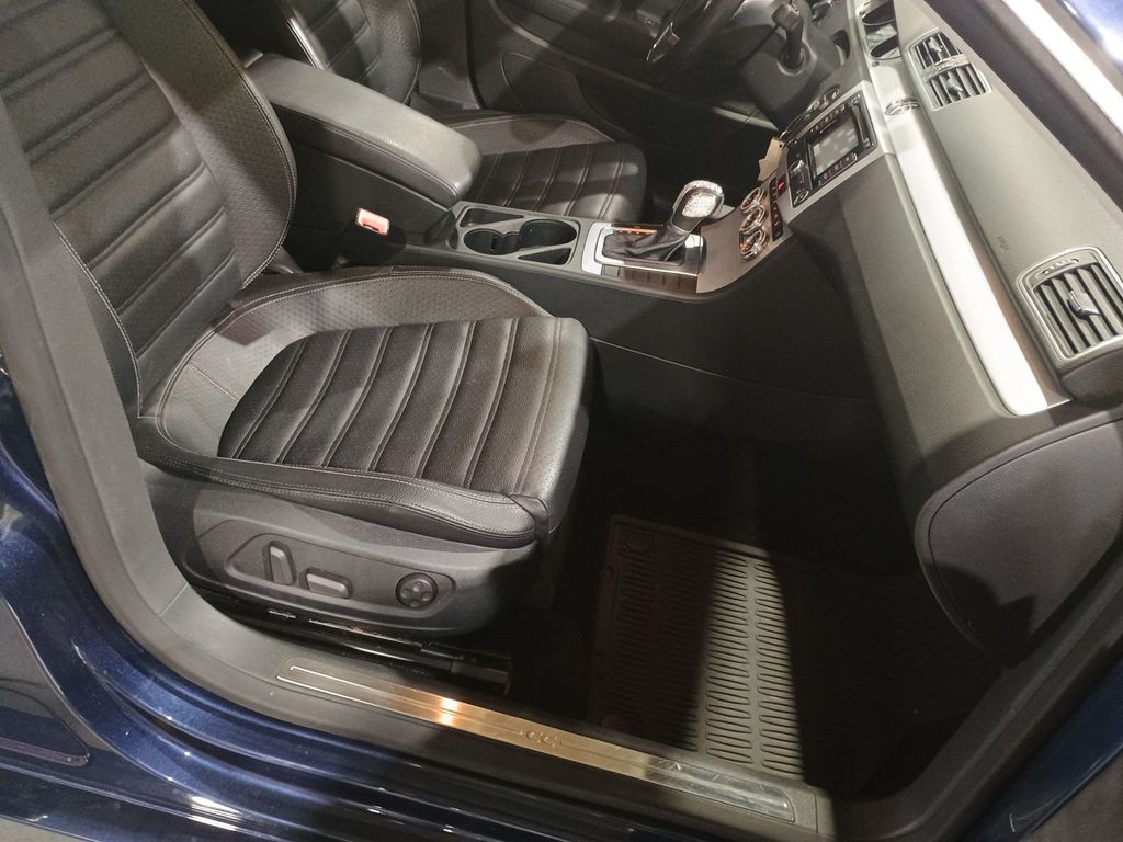 2014 Volkswagen CC 4dr Sedan Sport PZEV Clean AutoCheck Florida Car - 23067509 - 36