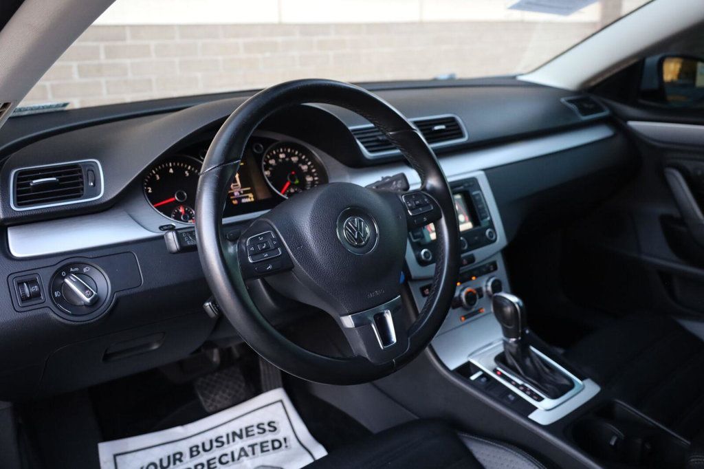 Volkswagen CC photo 16