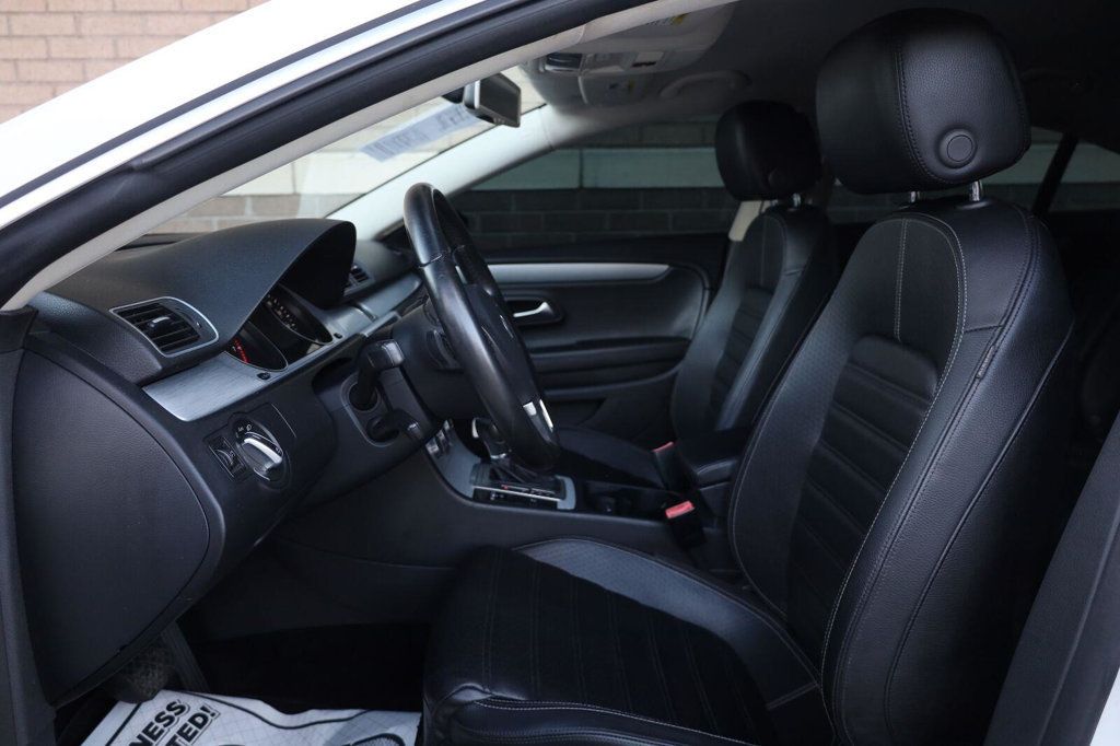Volkswagen CC photo 17