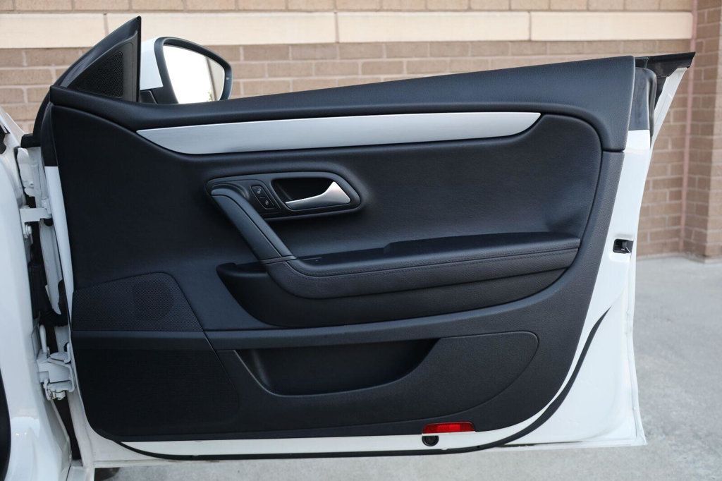 Volkswagen CC photo 26