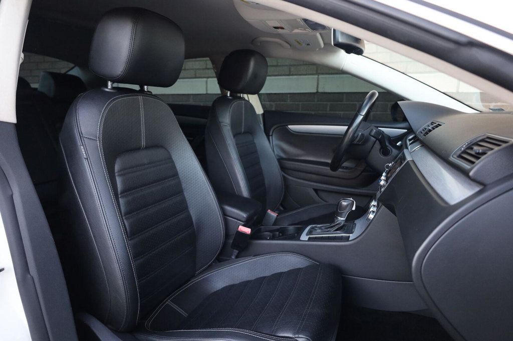 Volkswagen CC photo 28