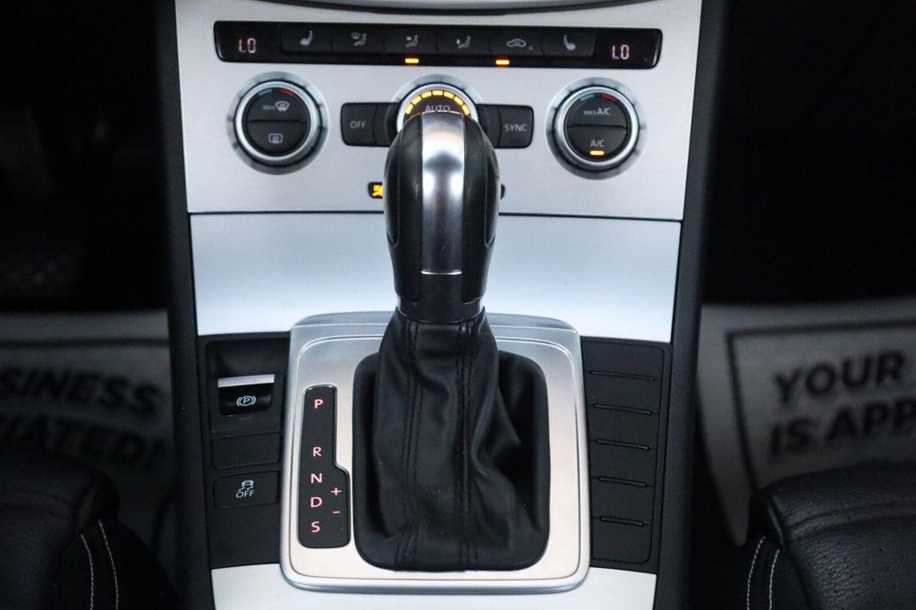 Volkswagen CC photo 40