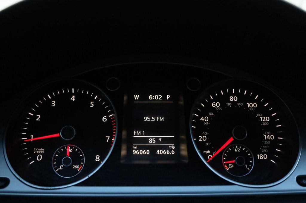 Volkswagen CC photo 43
