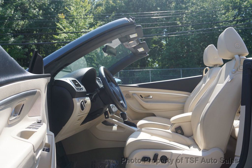 2014 Volkswagen Eos 2dr Convertible Komfort - 23062305 - 11
