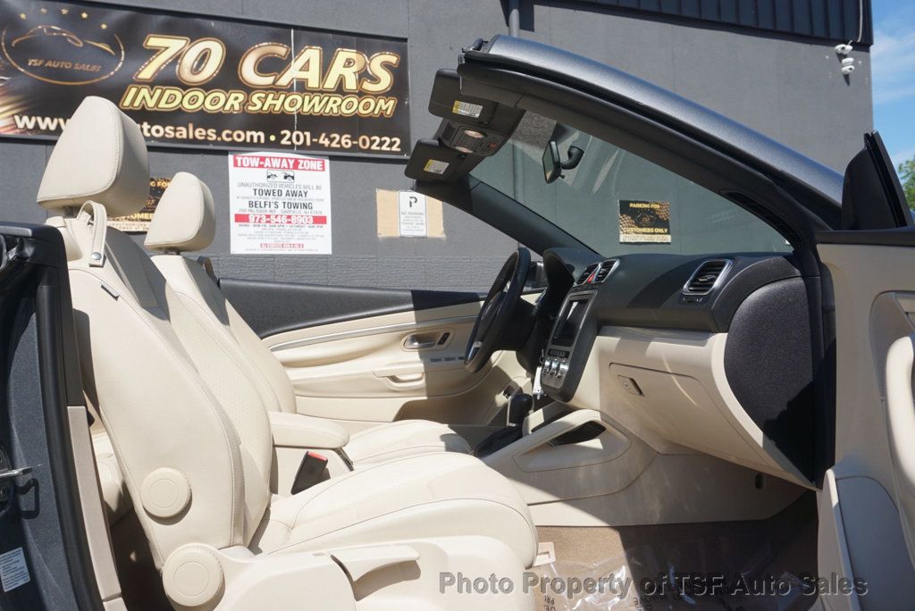2014 Volkswagen Eos 2dr Convertible Komfort - 23062305 - 12