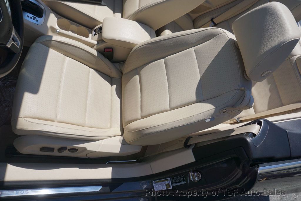 2014 Volkswagen Eos 2dr Convertible Komfort - 23062305 - 13