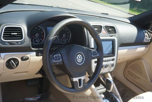 2014 Volkswagen Eos 2dr Convertible Komfort - 23062305 - 22