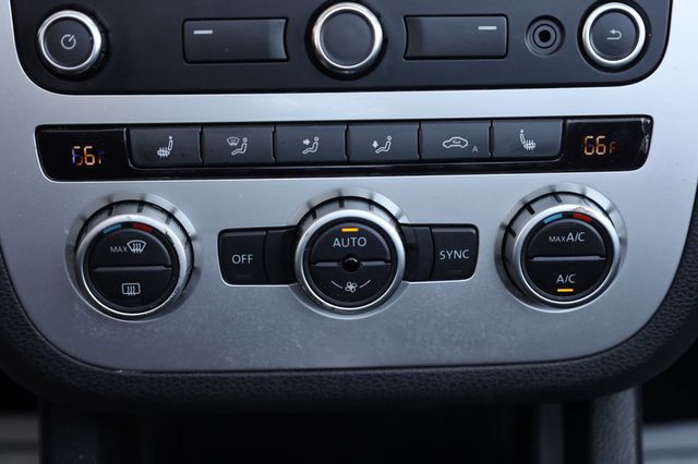 2014 Volkswagen Eos Komfort - 22908428 - 39