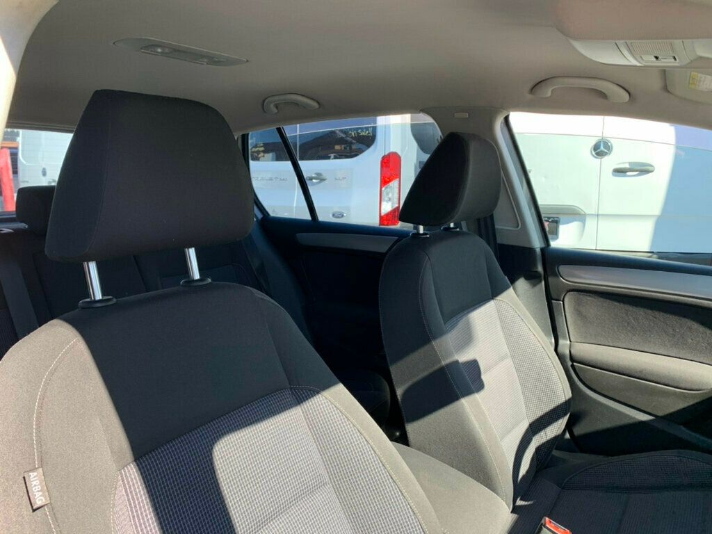 2014 Volkswagen Golf 4dr Hatchback DSG TDI - 22981372 - 18