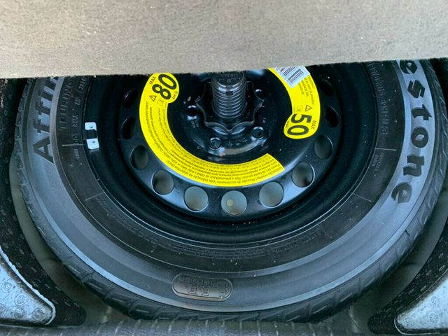 2014 Volkswagen Golf 4dr Hatchback DSG TDI - 22981372 - 34