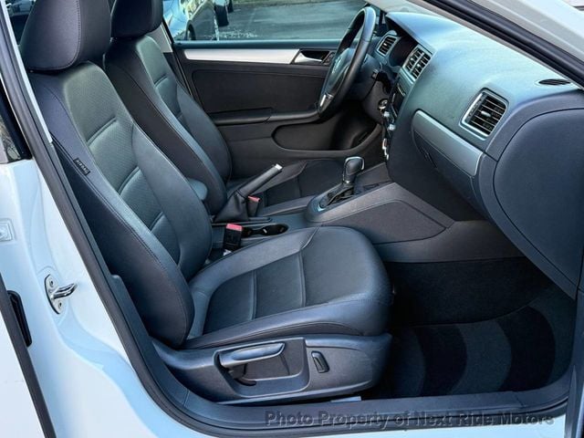 2014 Volkswagen Jetta Sedan 2014 VOLKSWAGEN JETTA SE W/CONNECT 1-OWNER SERVICED 615-730-9991 - 22968702 - 9