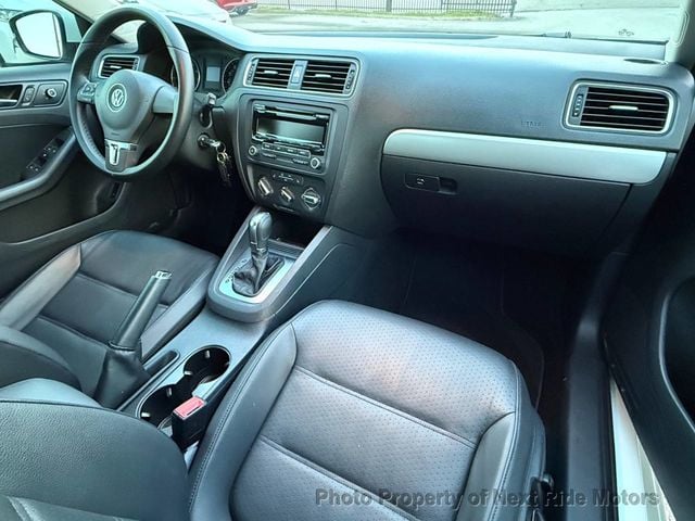 2014 Volkswagen Jetta Sedan 2014 VOLKSWAGEN JETTA SE W/CONNECT 1-OWNER SERVICED 615-730-9991 - 22968702 - 13