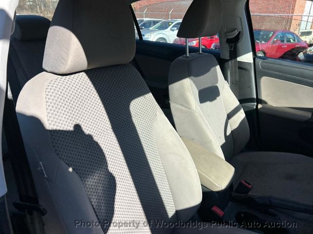 2014 Volkswagen Jetta Sedan 4dr Automatic S - 22957652 - 10